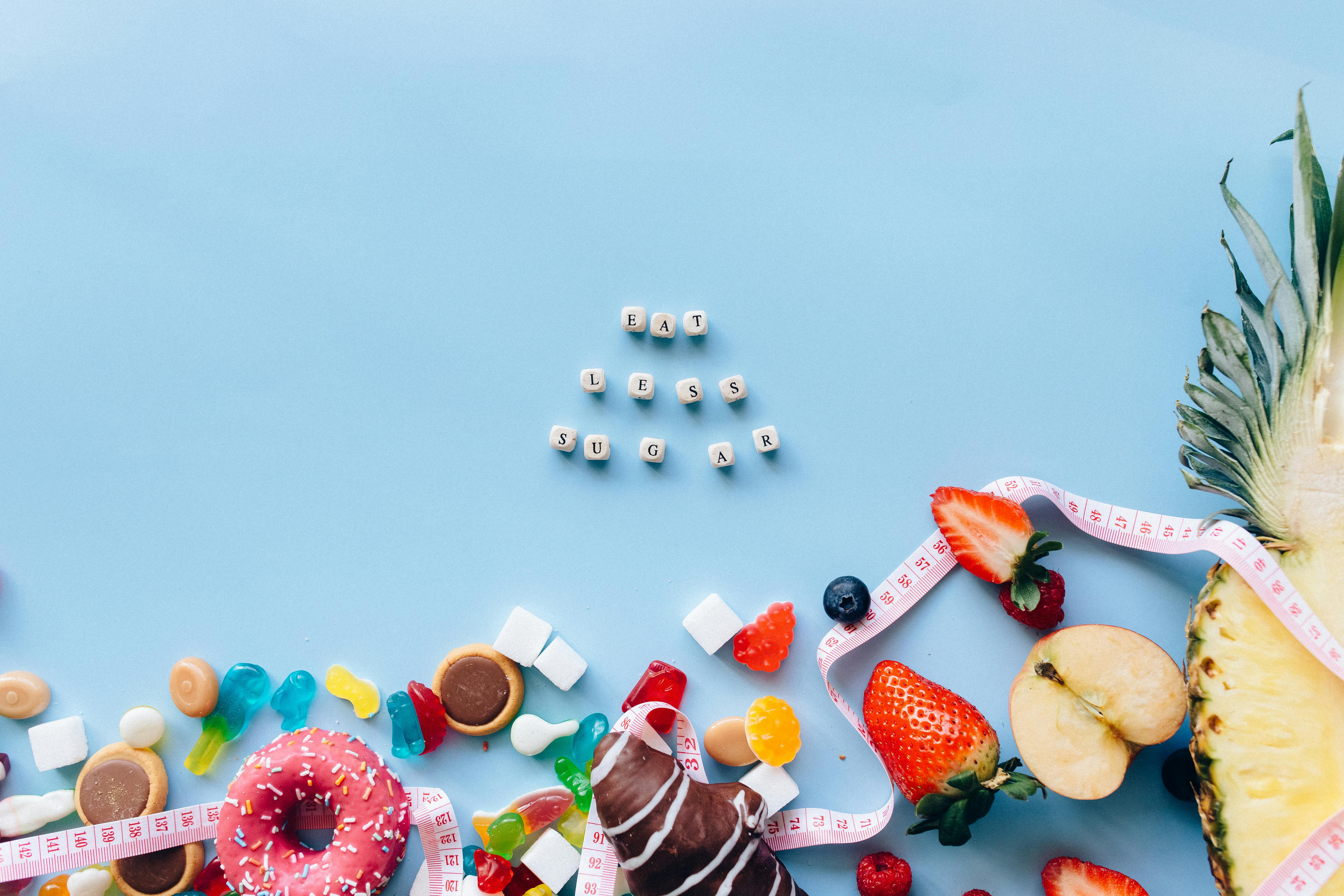 7 Smart Low Calorie Snacks to Improve Your Diet in 2025
