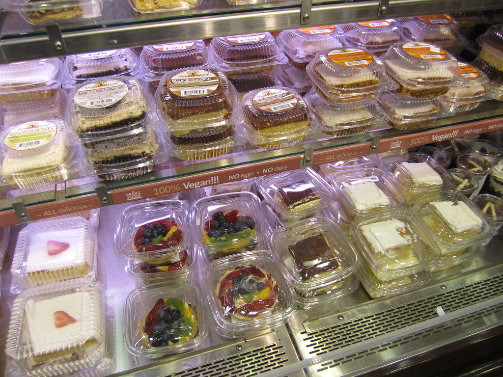 Smart Ways to Enjoy Whole Foods Desserts: Discover Delicious, Healthy Options in 2025